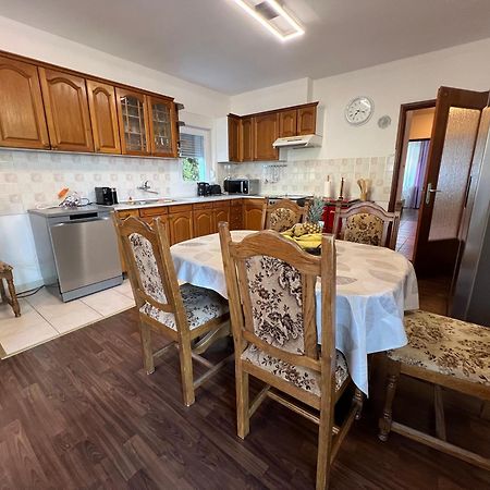 Apartment Lucija "Pet Friendly" Цриквеница Экстерьер фото