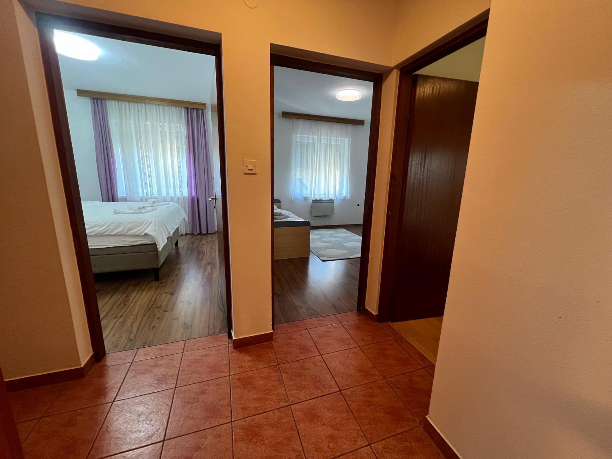 Apartment Lucija "Pet Friendly" Цриквеница Экстерьер фото