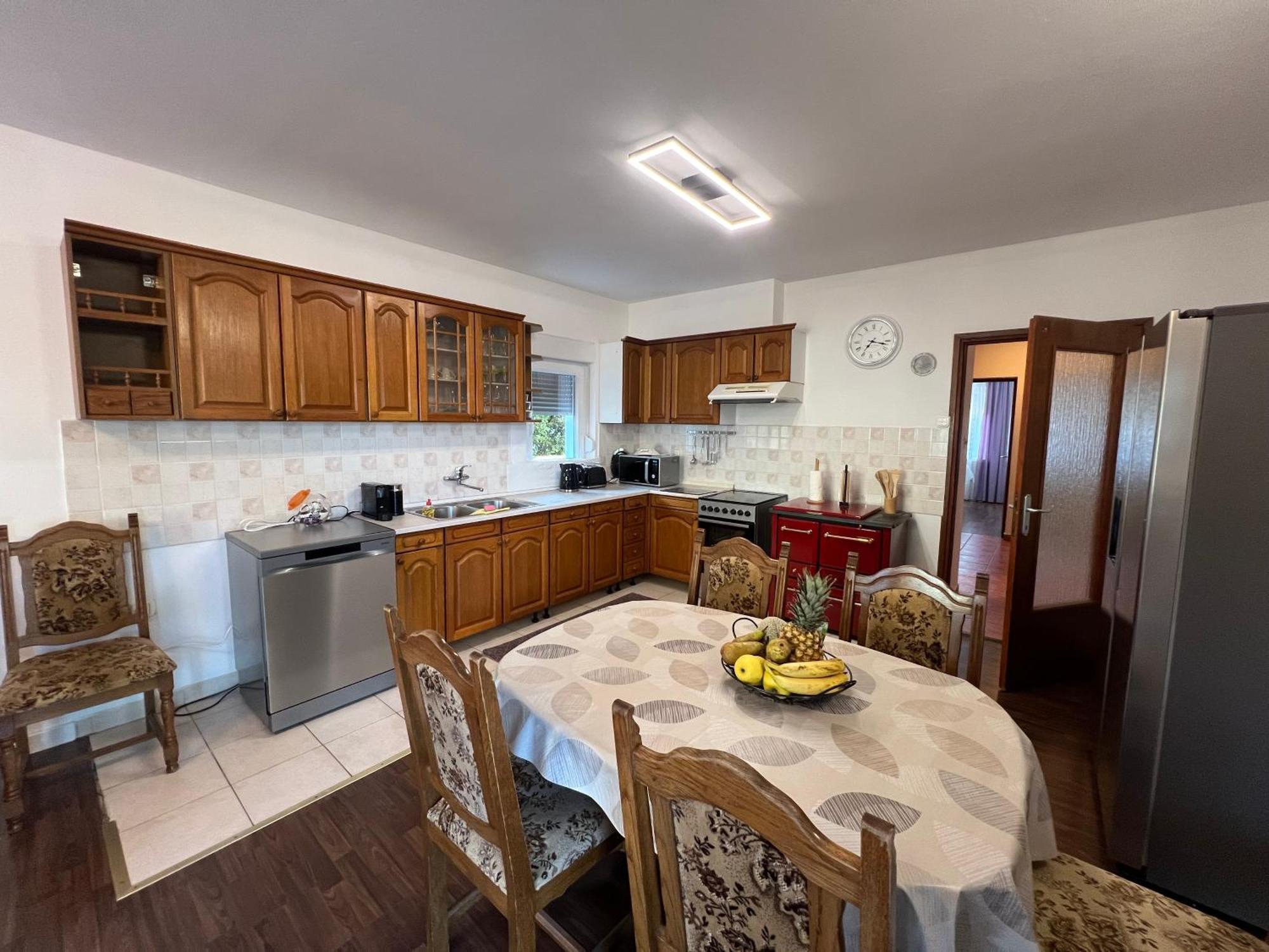 Apartment Lucija "Pet Friendly" Цриквеница Экстерьер фото