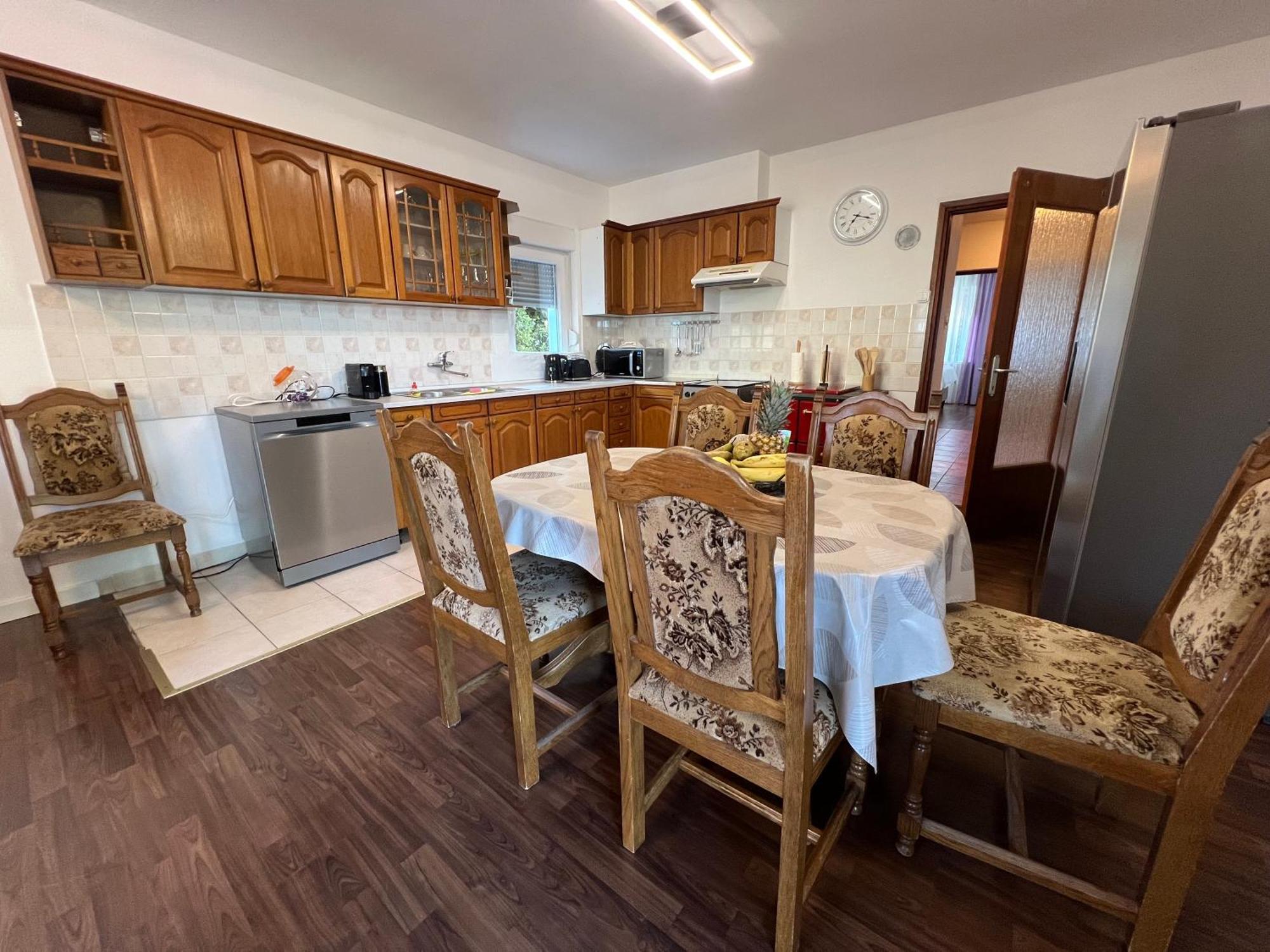 Apartment Lucija "Pet Friendly" Цриквеница Экстерьер фото