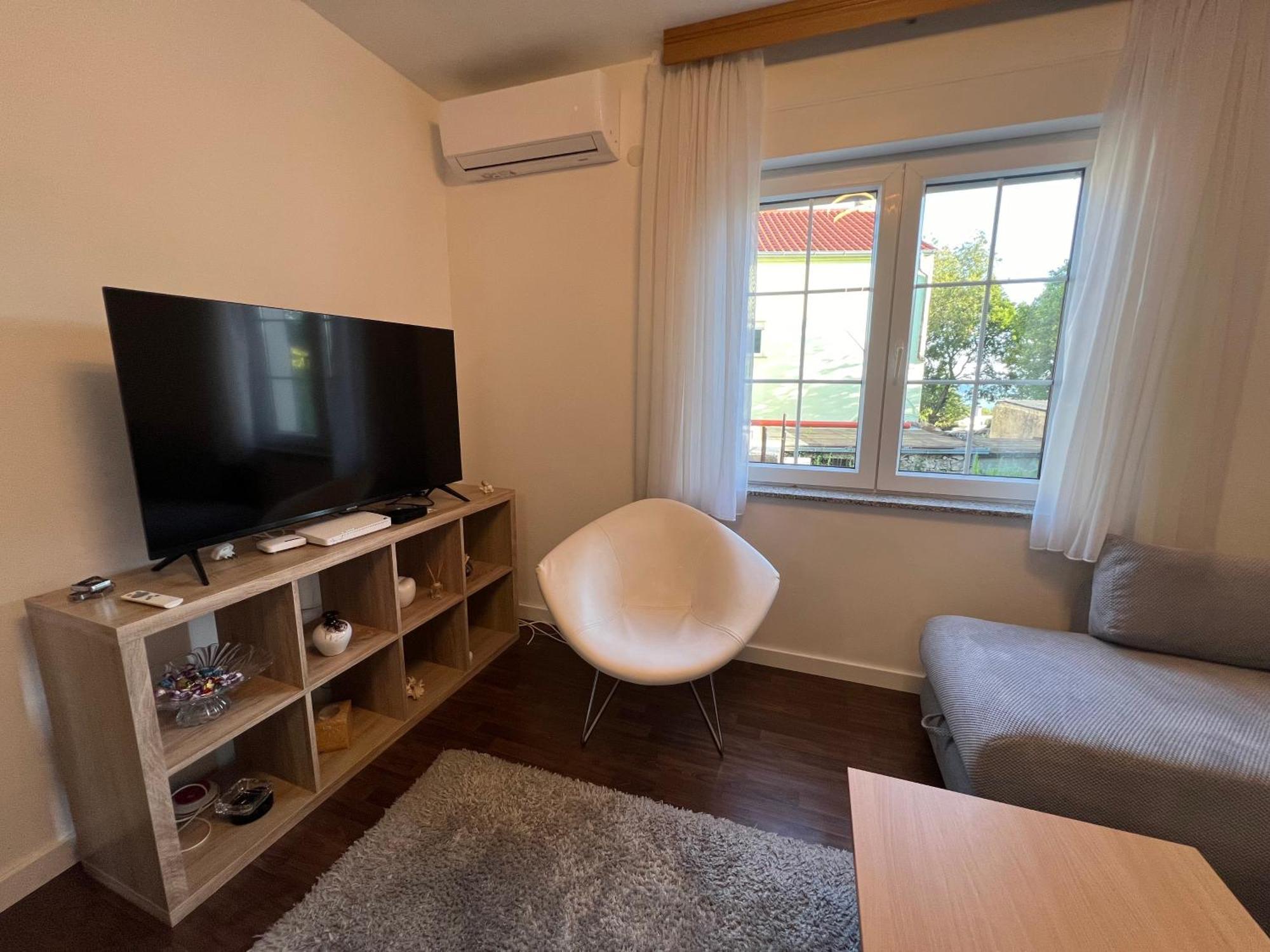 Apartment Lucija "Pet Friendly" Цриквеница Экстерьер фото