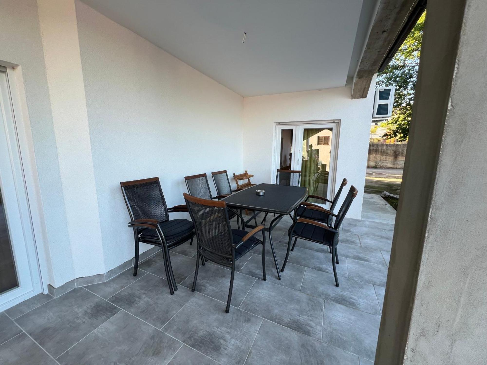 Apartment Lucija "Pet Friendly" Цриквеница Экстерьер фото
